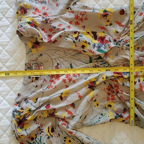 100% Silk Baraschi Floral Dress - Picture 9 of 11